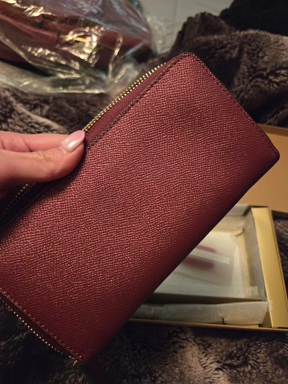 COACH Women's Zip Around Wallet in Berry